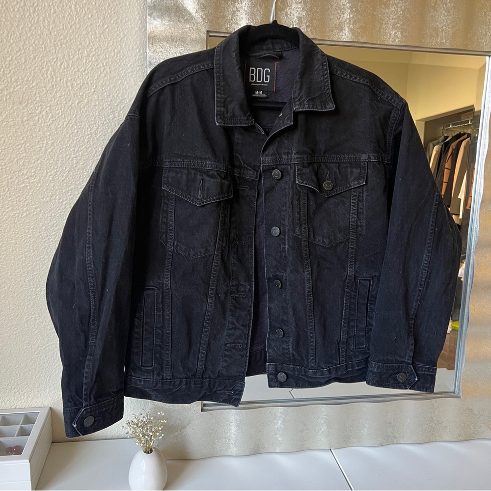 Black oversized denim jacket | BDG - Urban Outfitters
